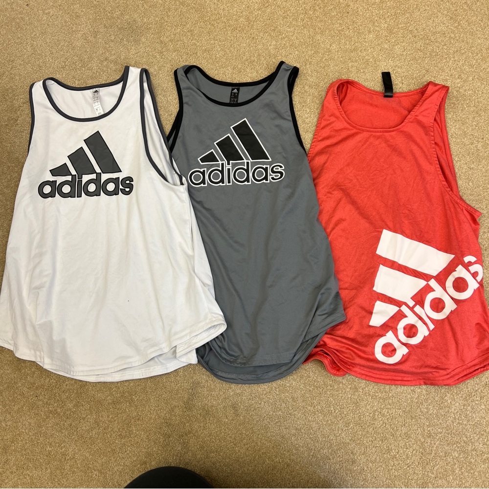 Lot of 3 adidas women loose fit logo tank tops size Small. Like new condition